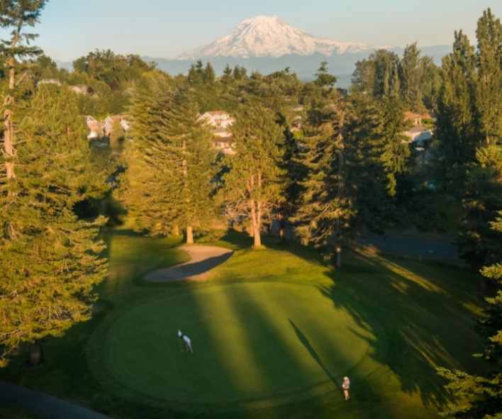 NORTH SHORE GOLF COURSE